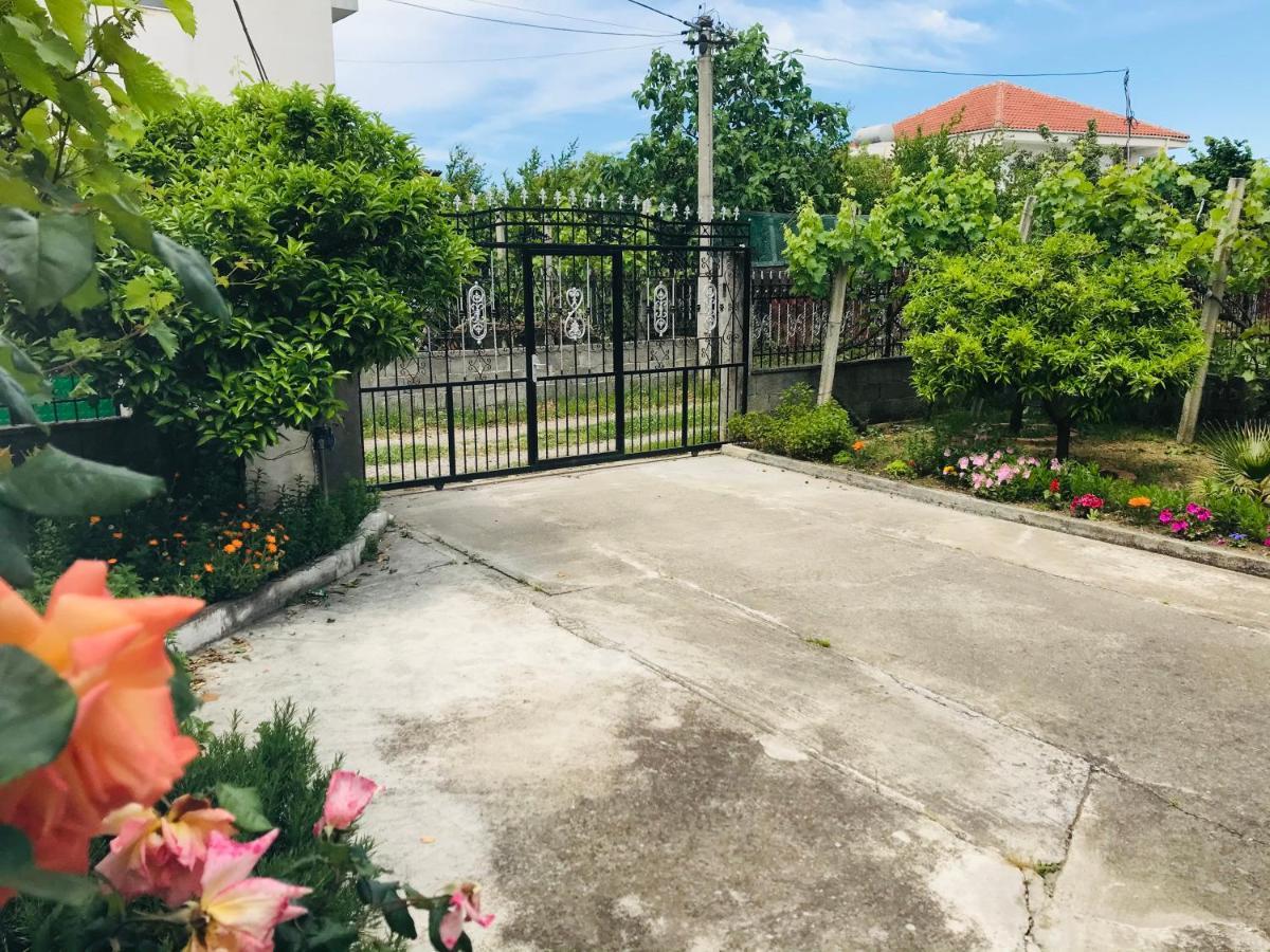 Villa Ajla Durrës Exterior foto